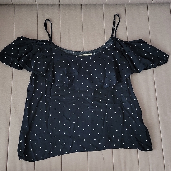 BB DAKOTA by Steve Madden Alexus Polka Dot Top in Navy Blue - Picture 2 of 6